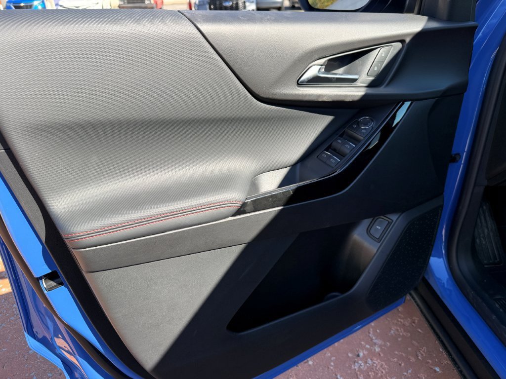 New 2027 Chevrolet Equinox RS AWD/4WD image 9