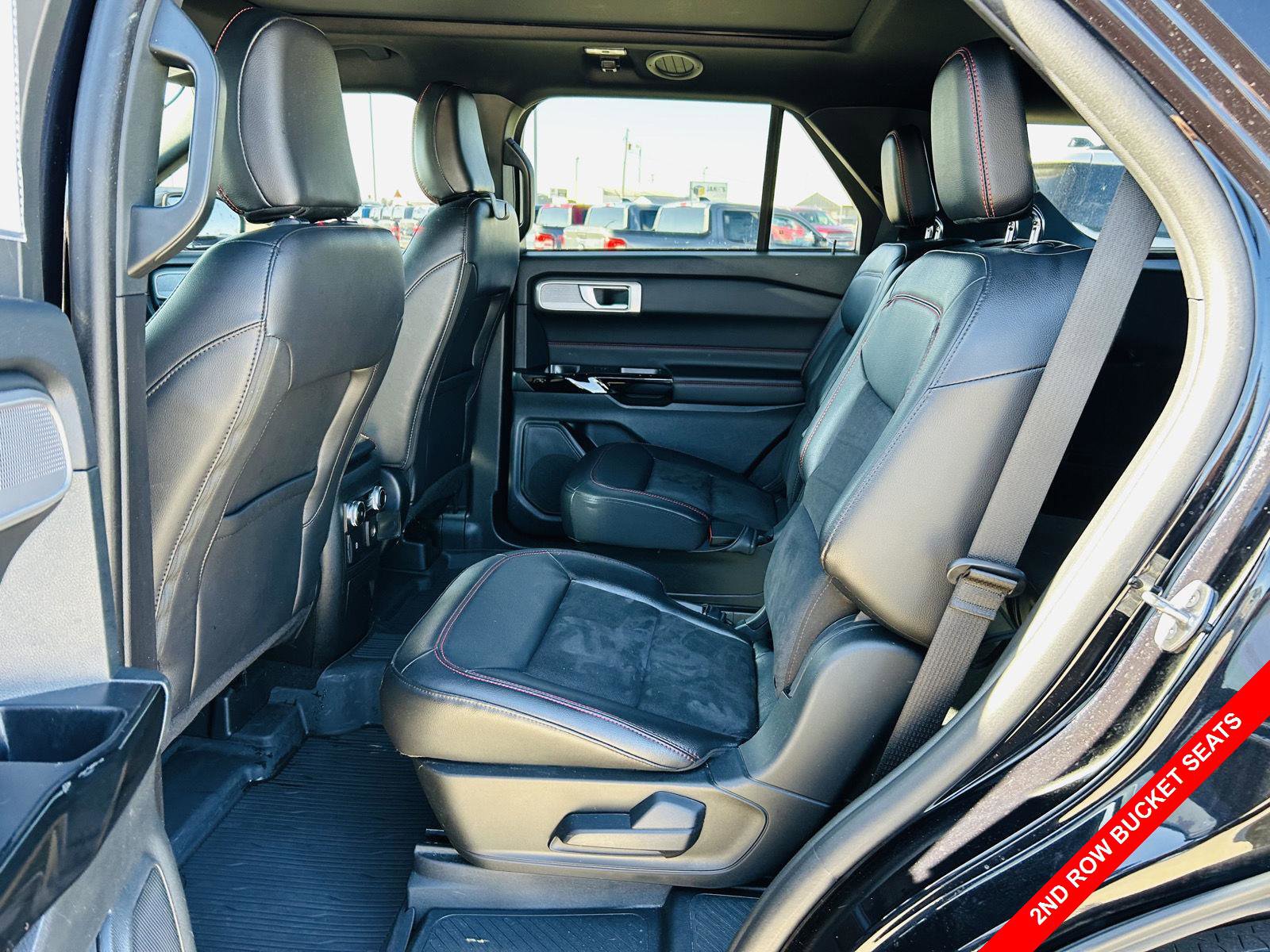 Used 2023 Ford Explorer ST-Line w/ Class IV Trailer Tow Package image 30