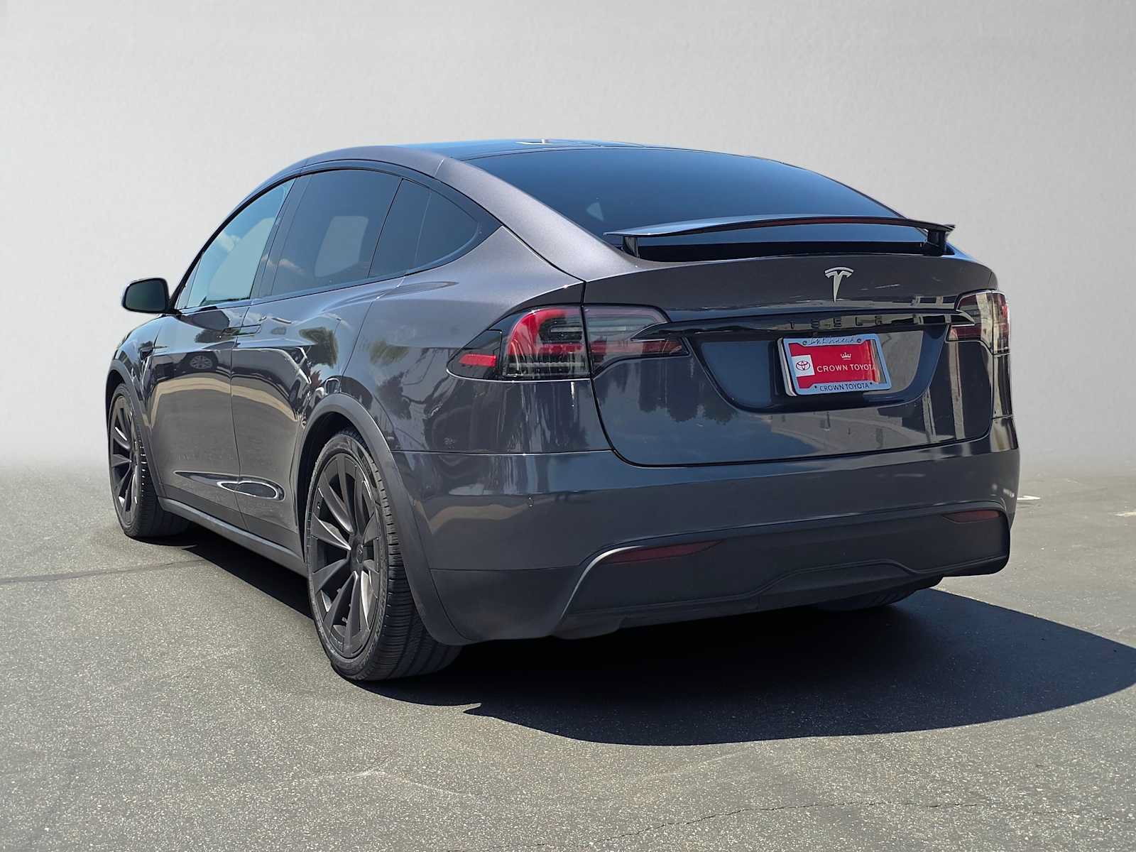 Used 2023 Tesla Model X AWD/4WD image 5