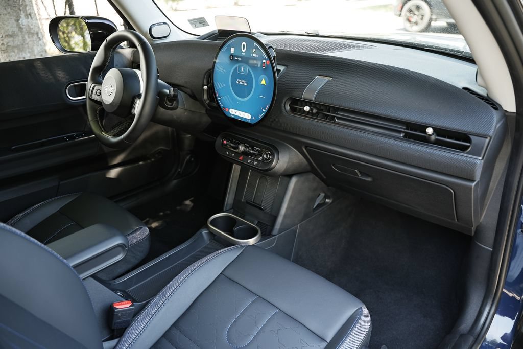 Used 2025 MINI Cooper S FWD image 28