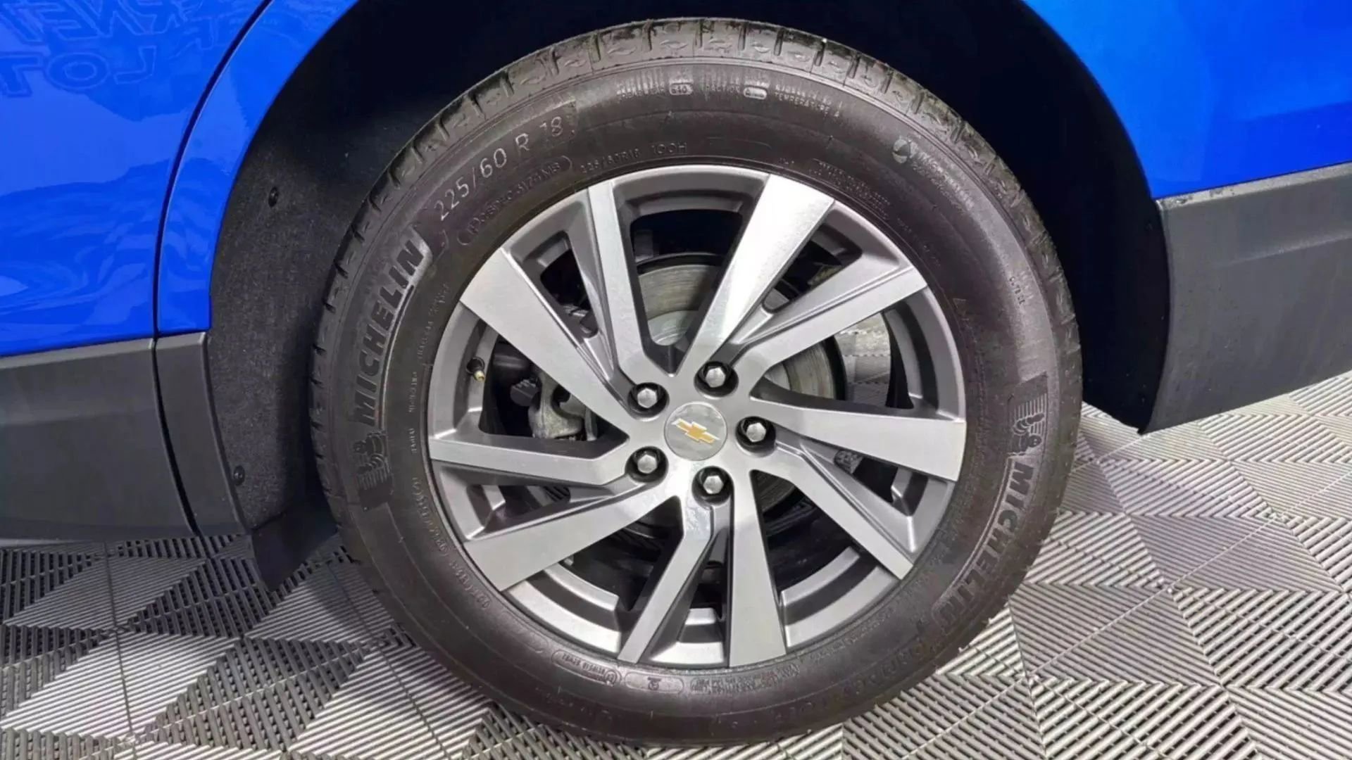 Used 2024 Chevrolet Equinox LT image 45