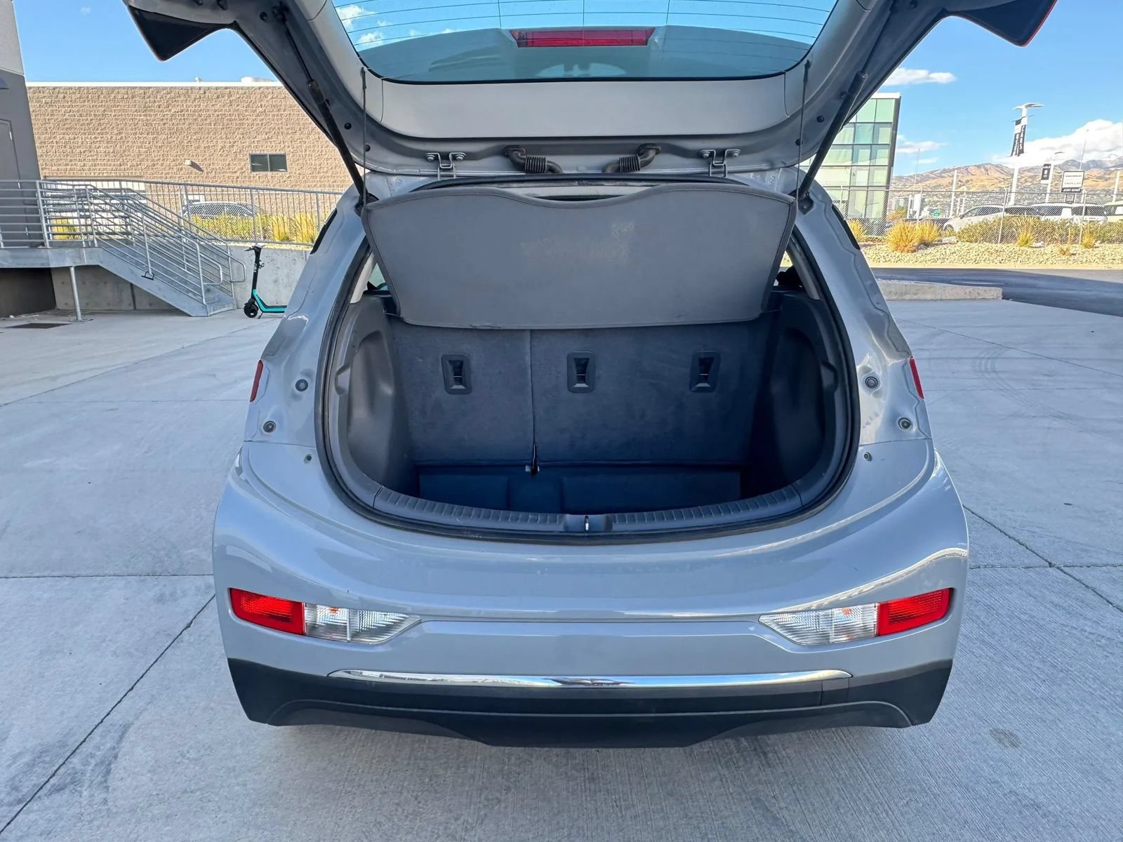 Used 2019 Chevrolet Bolt LT FWD image 13