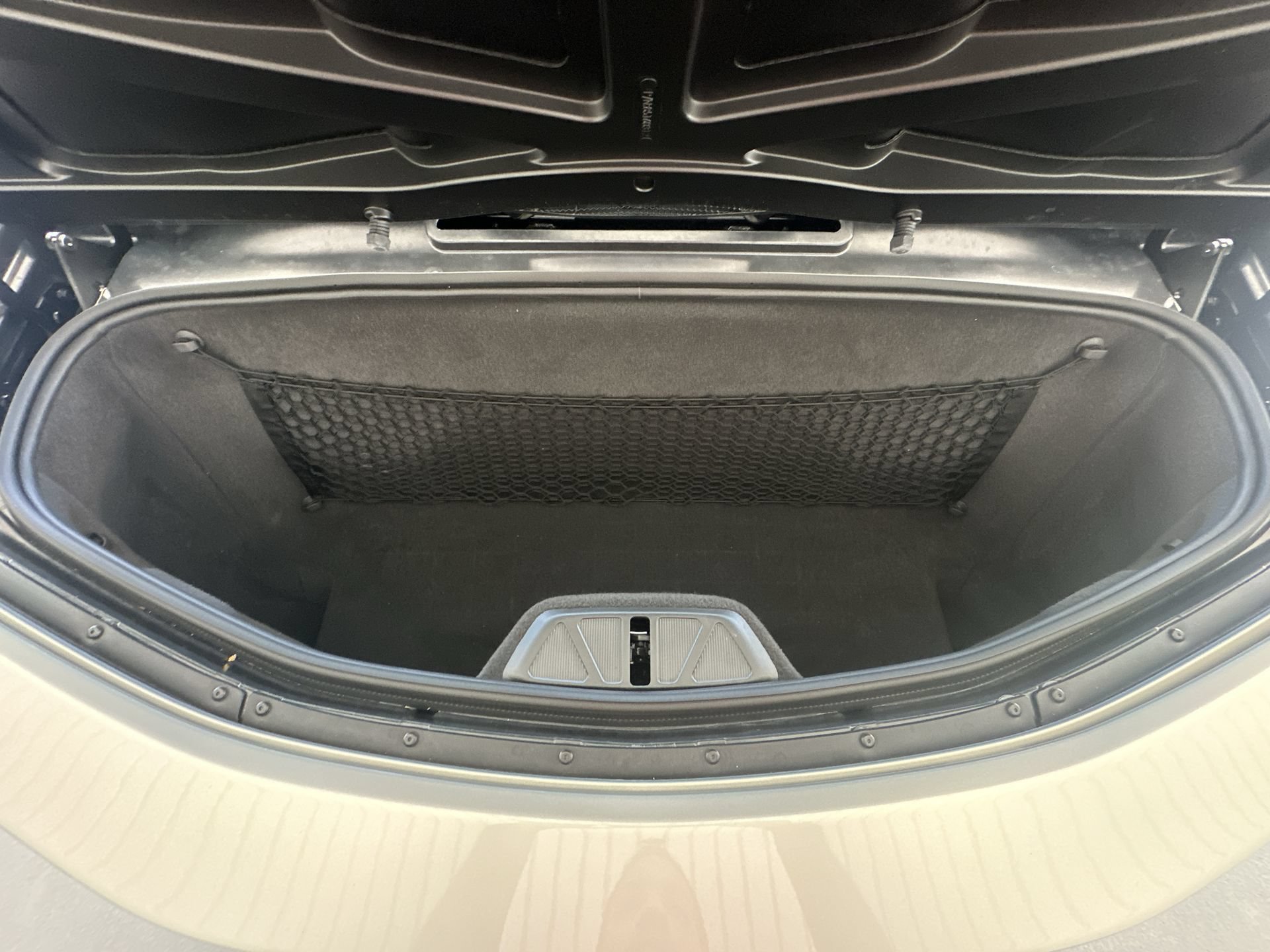 Used 2024 Chevrolet Corvette Stingray Premium Conv w/ Battery Protection Package RWD image 23