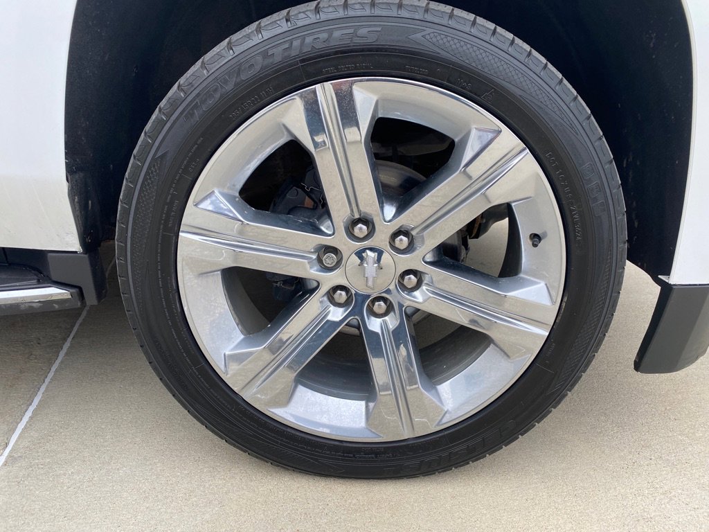 Used 2020 Chevrolet Suburban Premier AWD/4WD image 19