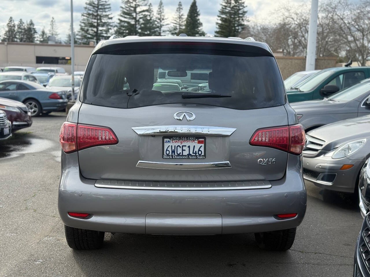 Used 2012 INFINITI QX56 4WD w/ Theater Pkg image 5