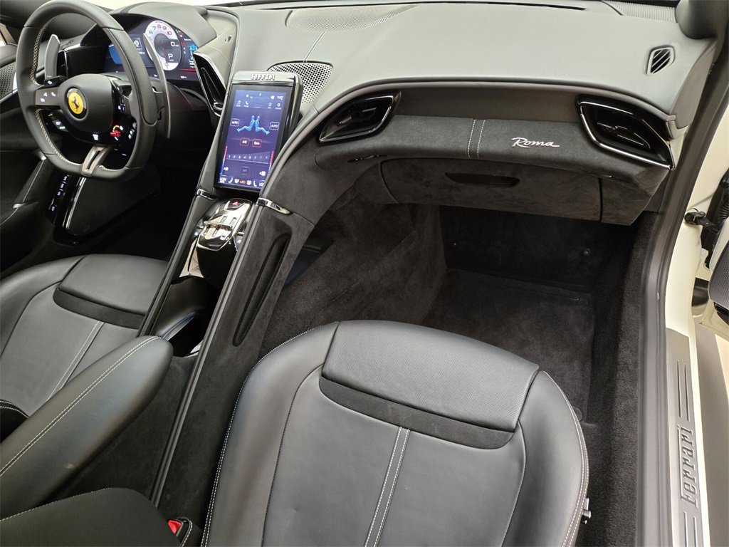 Used 2023 Ferrari Roma image 26