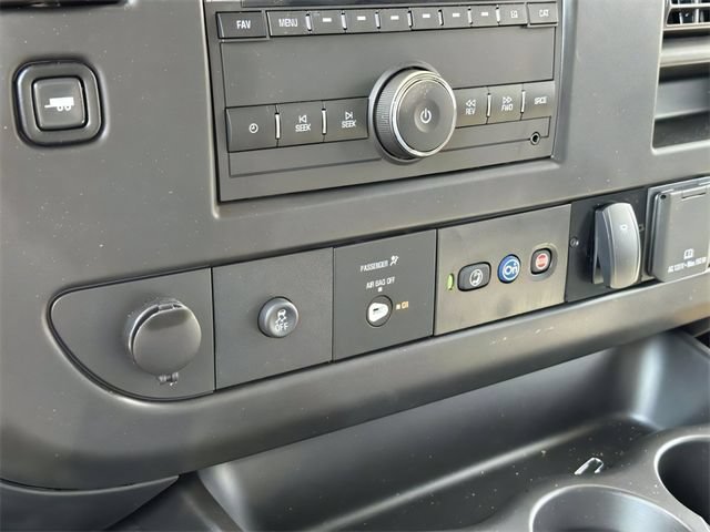 New 2023 Chevrolet Express 4500 w/ Power Convenience Package RWD image 12