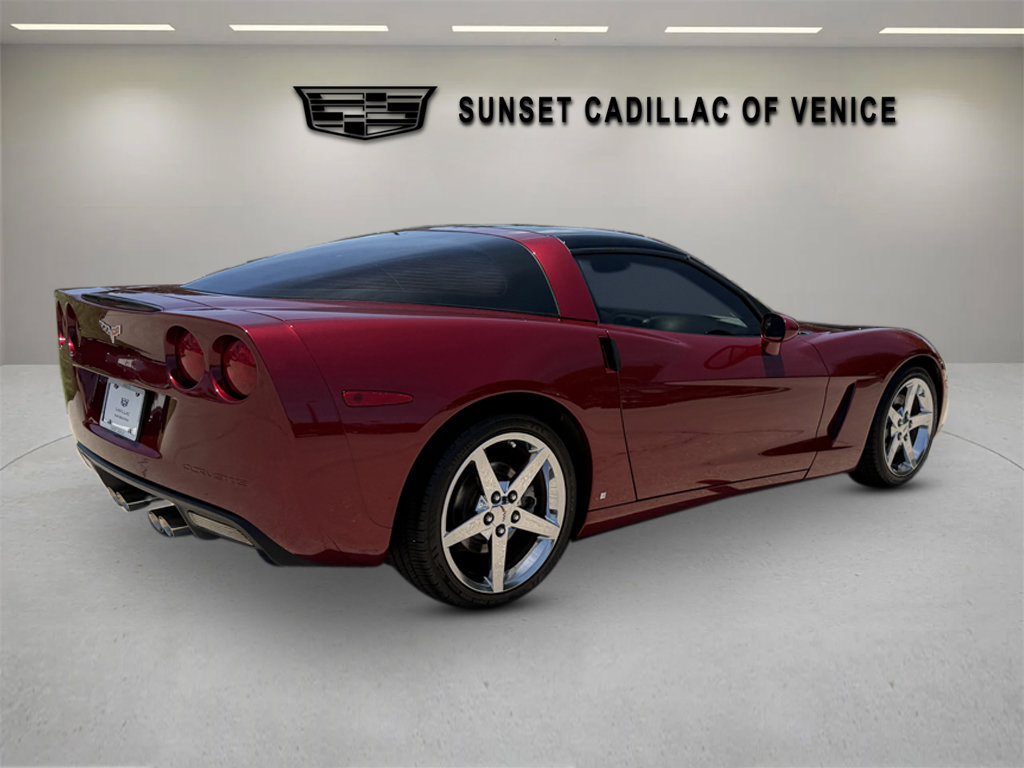 Used 2007 Chevrolet Corvette Coupe w/ Preferred Equipment Group RWD image 3