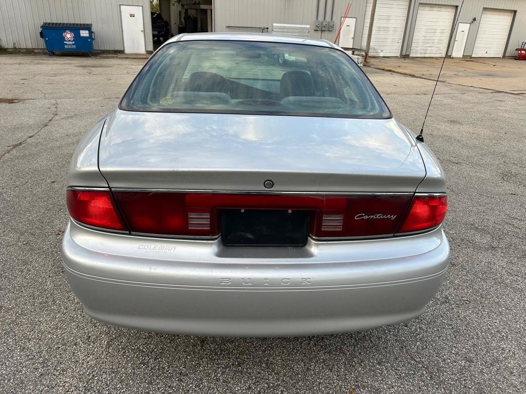 Used 2004 Buick Century Custom FWD image 4