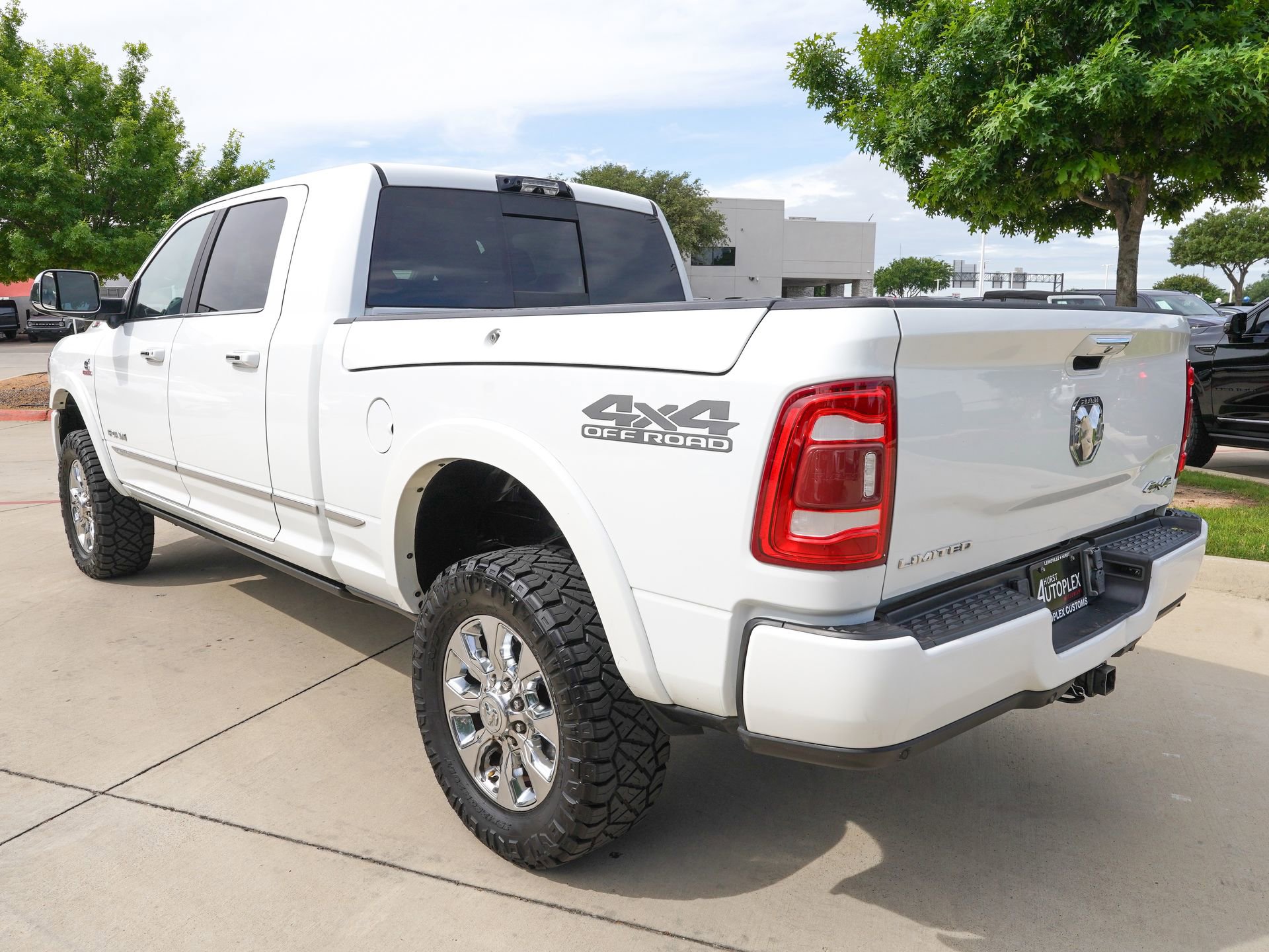 Used 2022 RAM 2500 Limited AWD/4WD image 5