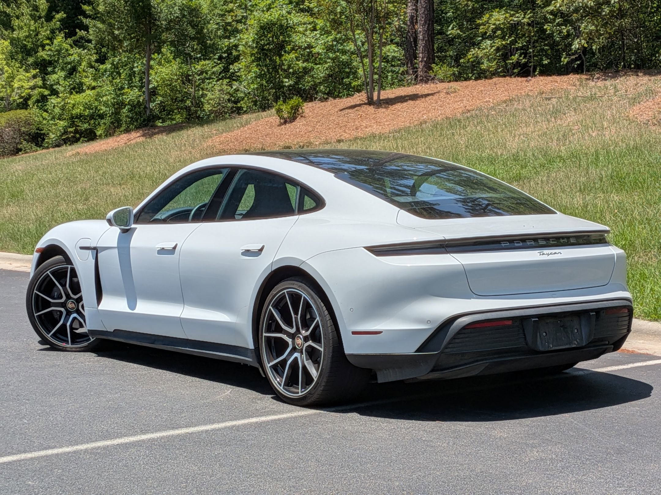 Certified 2023 Porsche Taycan RWD image 3
