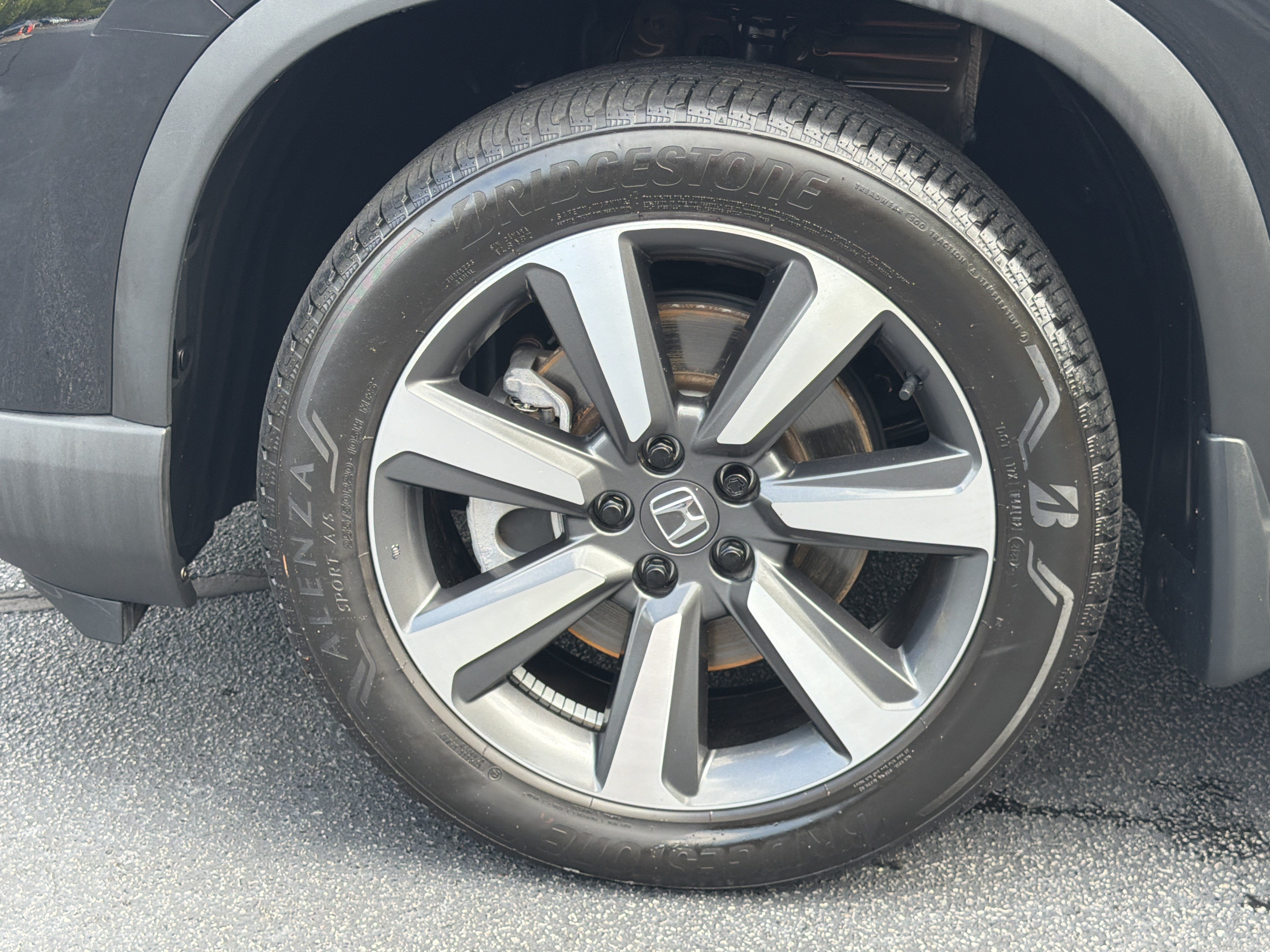 Used 2023 Honda Pilot Touring image 35