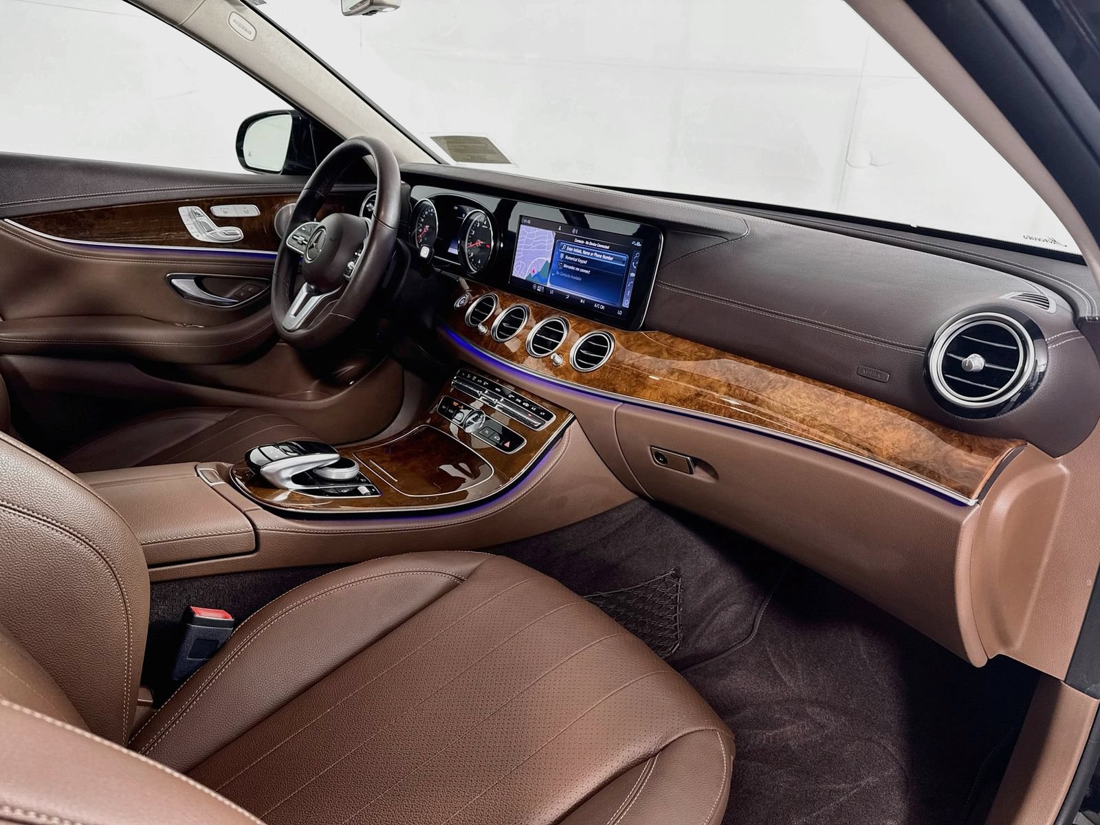 Used 2019 Mercedes-Benz E 300 4MATIC image 32