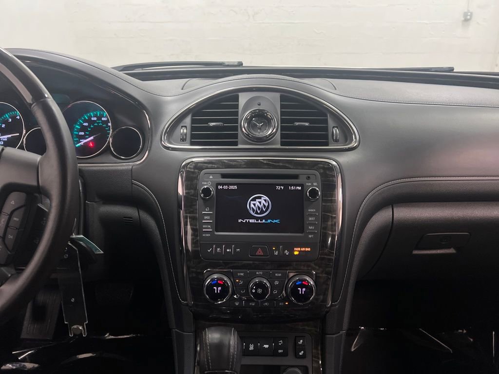 Used 2014 Buick Enclave Leather w/ Trailering Provision Package image 20