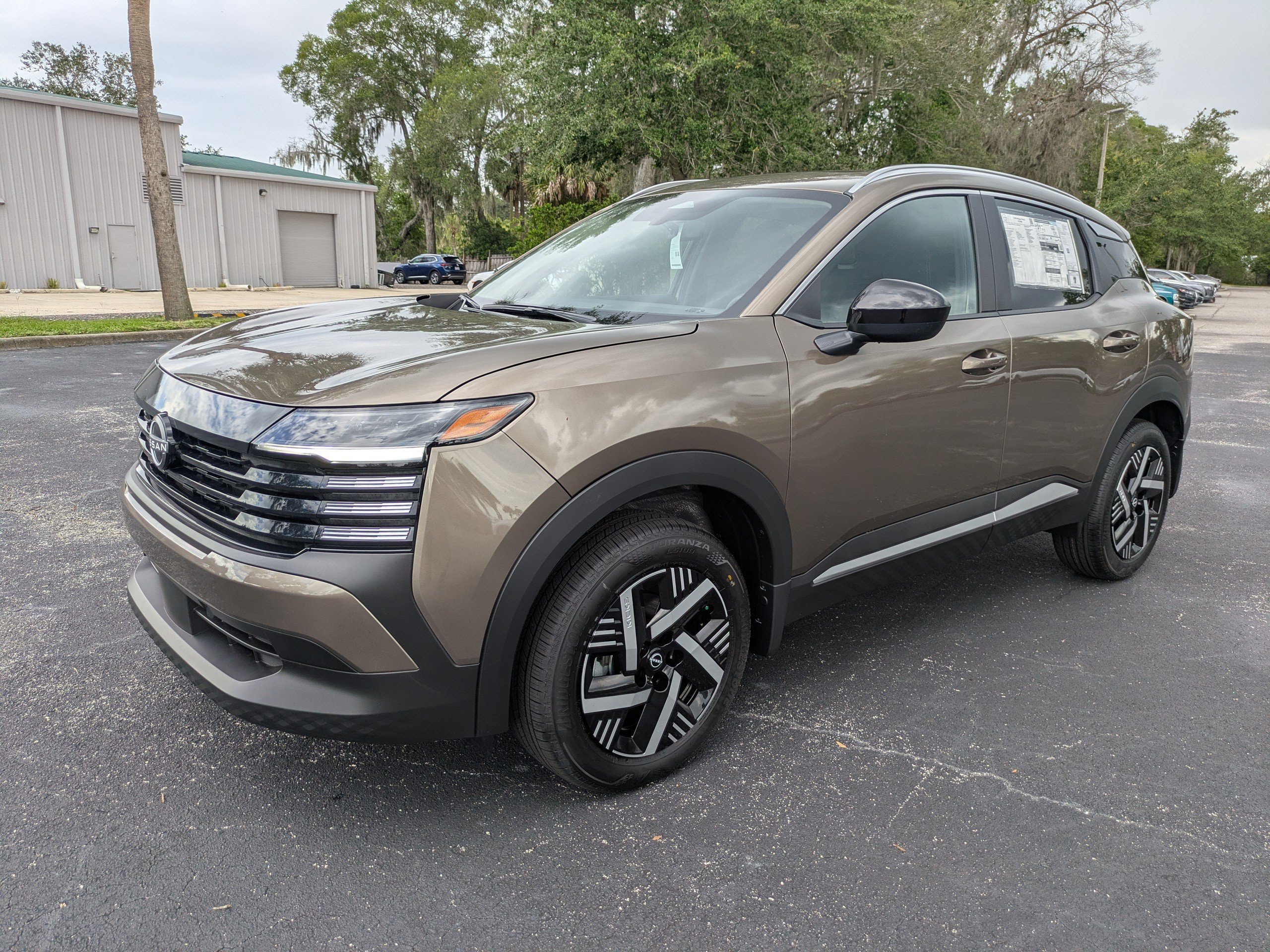 New 2026 Nissan Kicks SV w/ SV Premium Package FWD image 8