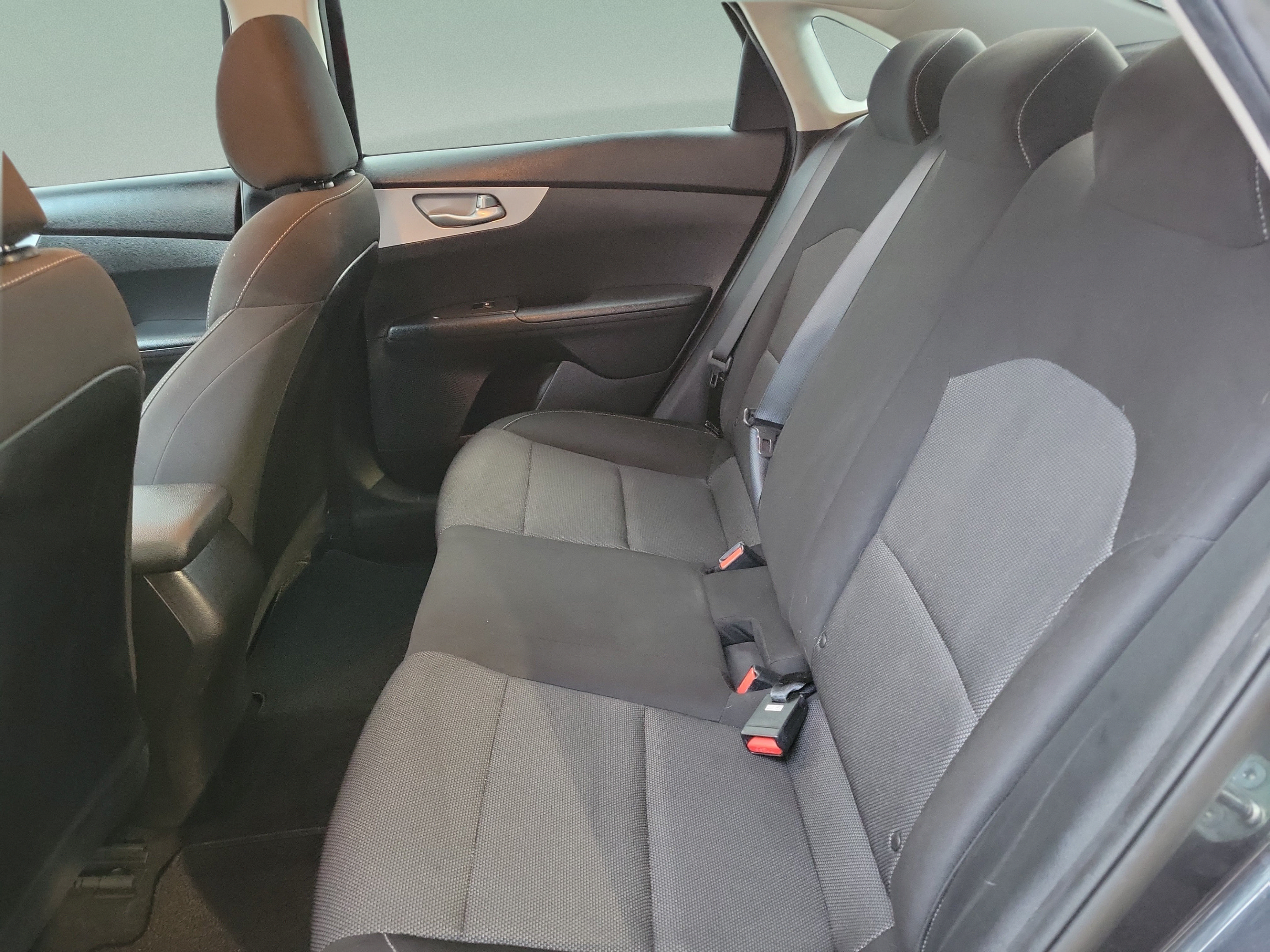 Certified 2023 Kia Forte LXS w/ LXS Technology Package FWD image 7