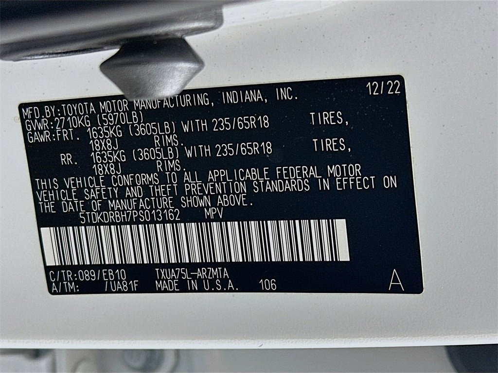 Used 2023 Toyota Highlander XLE image 36