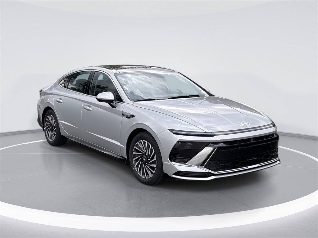 New 2025 Hyundai Sonata Limited image 1