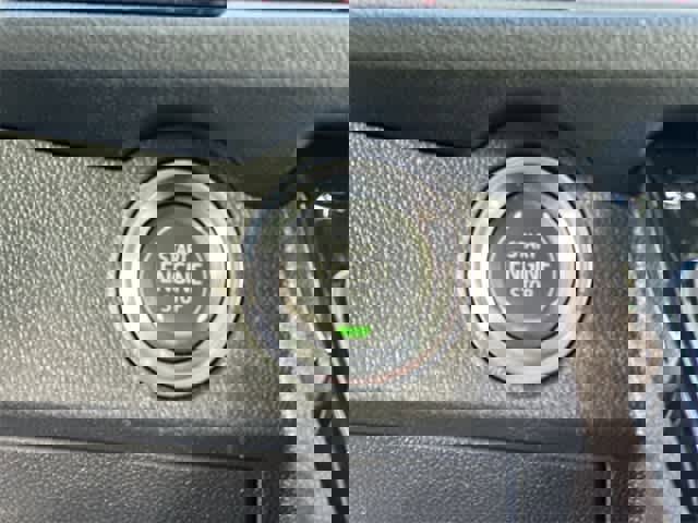 Used 2024 Chevrolet Traverse RS w/ LPO, Floor Liner Package image 11