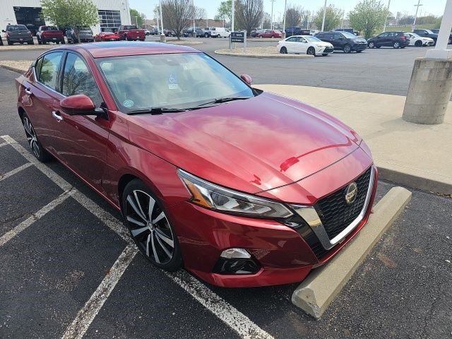 Used 2020 Nissan Altima 2.5 Platinum image 2