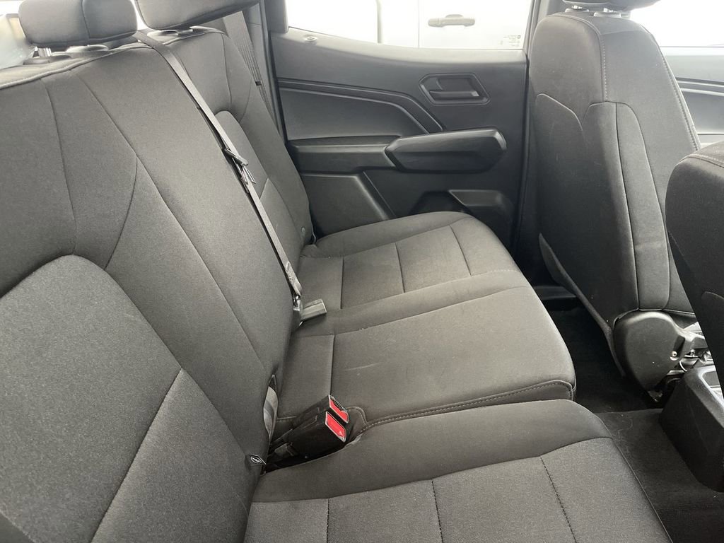 Used 2024 Chevrolet Colorado W/T image 10