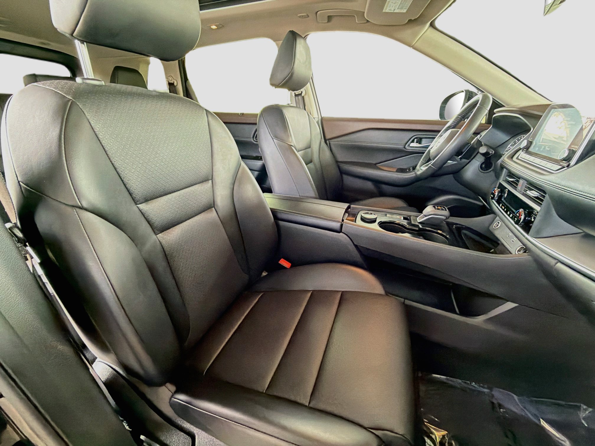 Used 2023 Nissan Rogue SV w/ SV Premium B Package AWD/4WD image 31