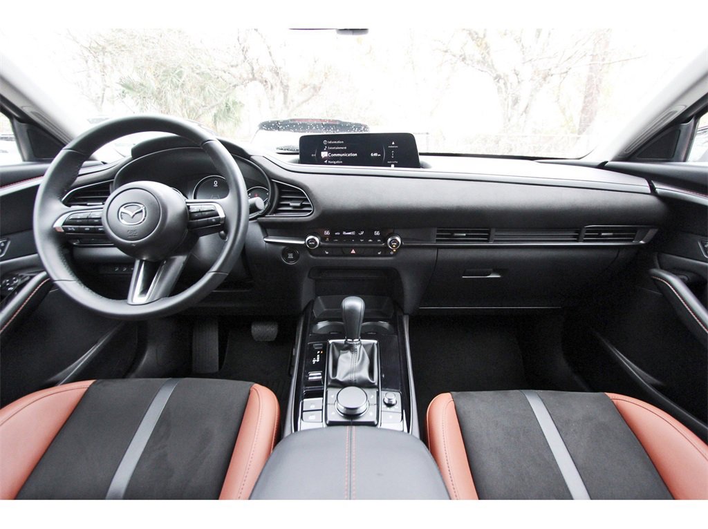 Certified 2025 MAZDA CX-30 Carbon image 8