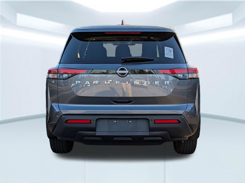 Used 2024 Nissan Pathfinder S image 8