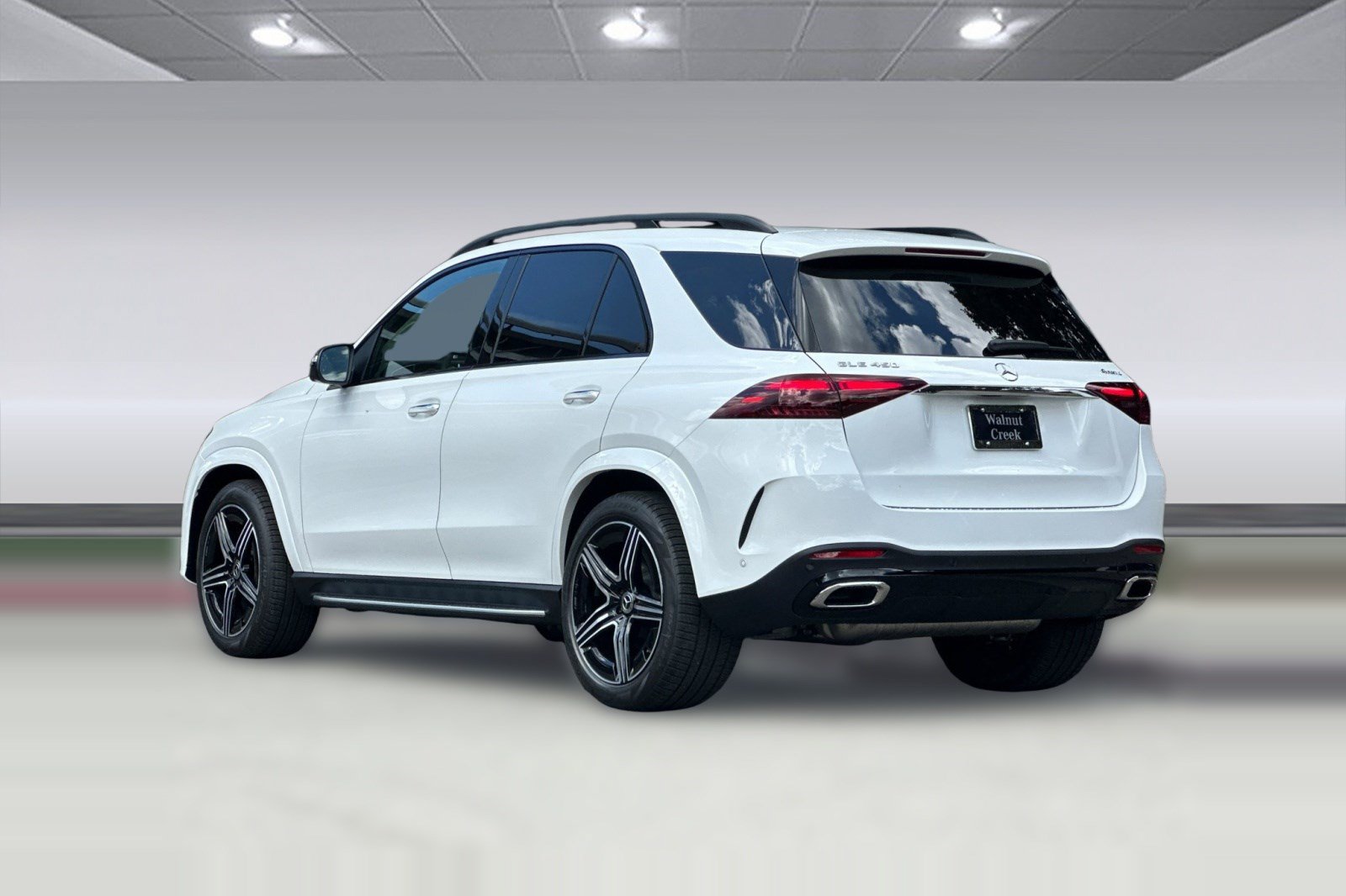 New 2026 Mercedes-Benz GLE 450 4MATIC image 3