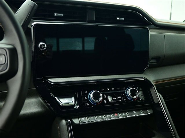 Used 2024 GMC Sierra 3500 AT4 w/ AT4 Premium Plus Package image 26