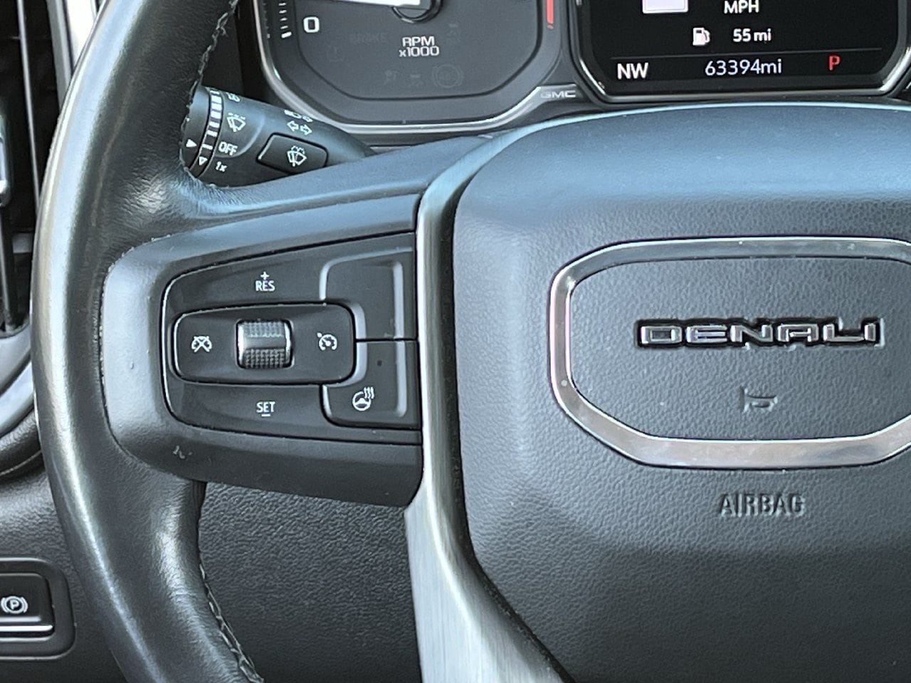 Used 2022 GMC Sierra 1500 Denali w/ Denali Premium Package AWD/4WD image 12