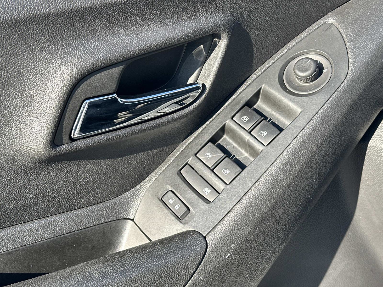 Certified 2022 Chevrolet Trax LT w/ LT Convenience Package image 15