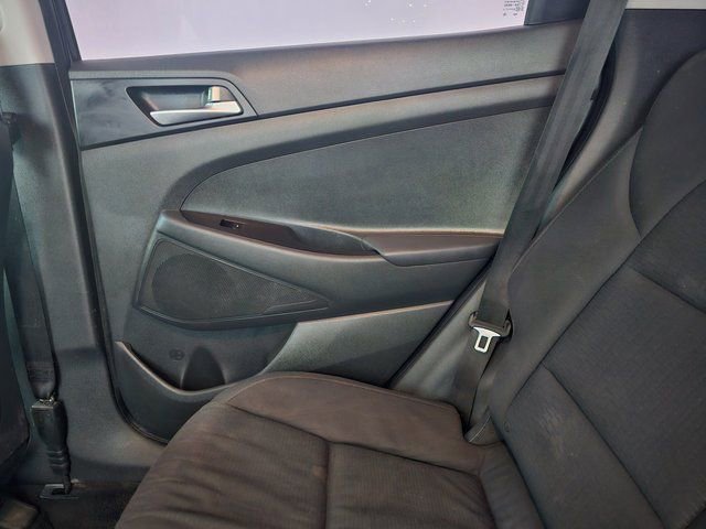 Used 2019 Hyundai Tucson SE image 30
