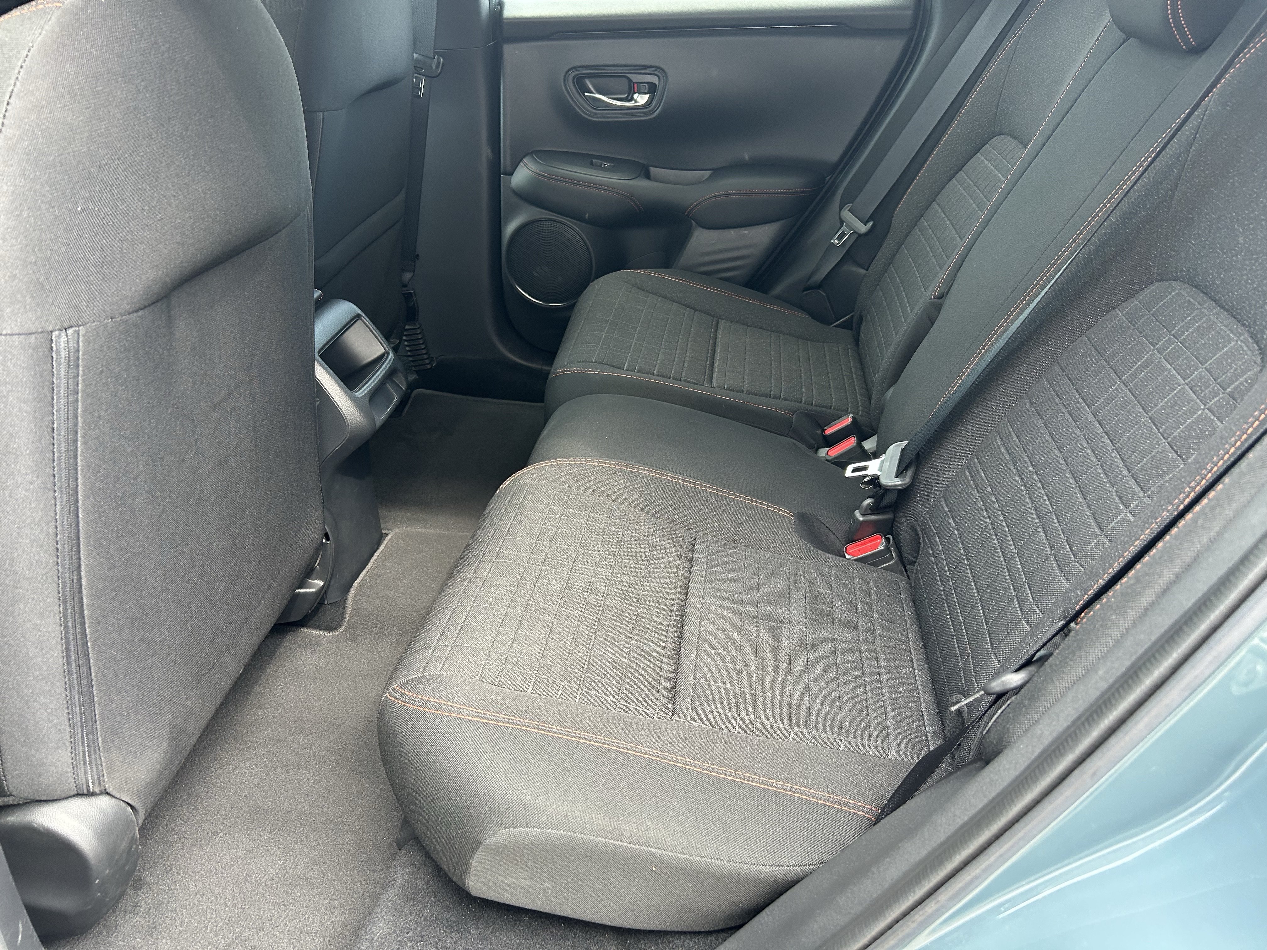 Used 2025 Honda HR-V Sport image 17
