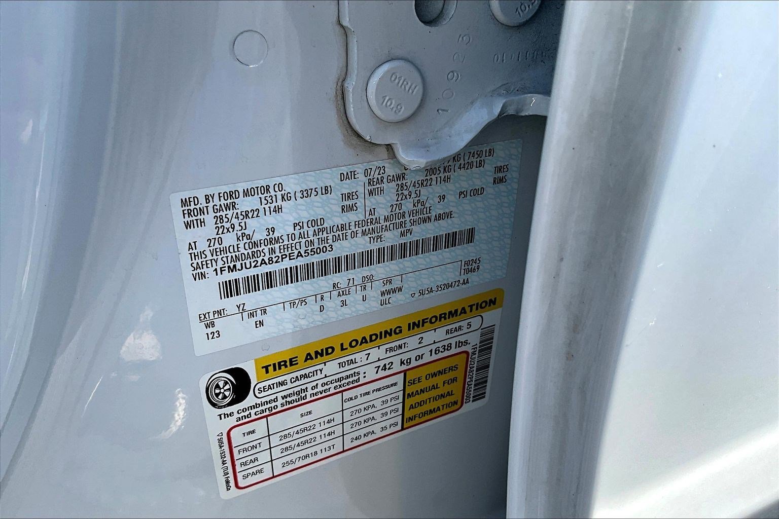 Used 2023 Ford Expedition Limited image 19