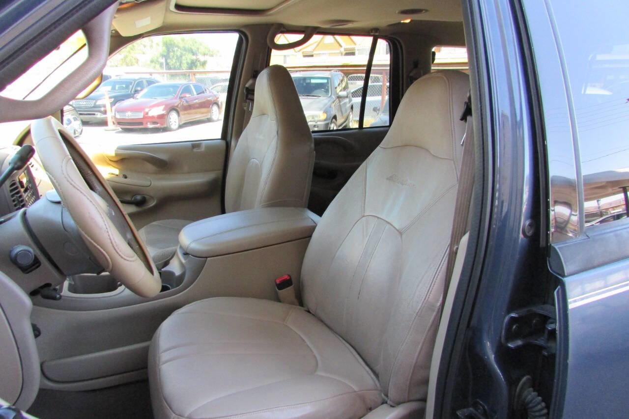 Used 2000 Ford Expedition Eddie Bauer image 17