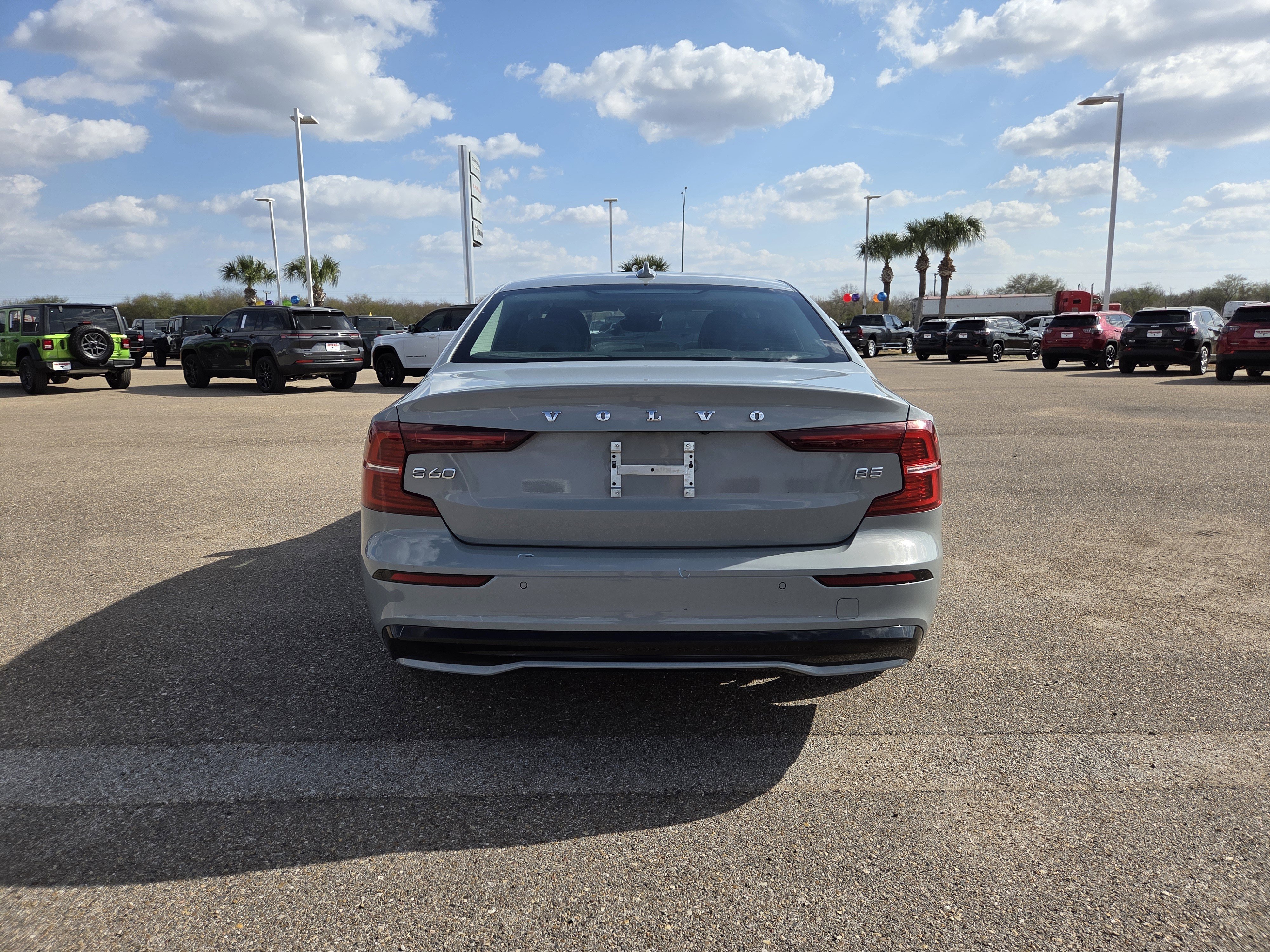 Used 2024 Volvo S60 B5 Plus image 6