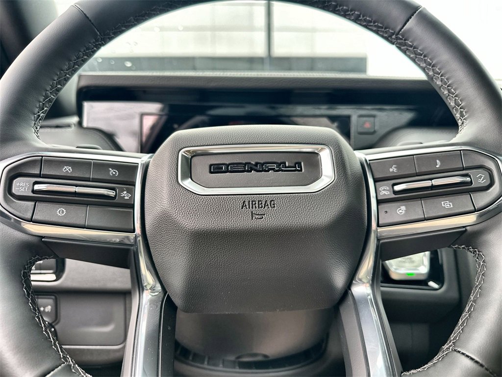 New 2026 GMC Yukon Denali w/ Sun & Power Step Package image 33