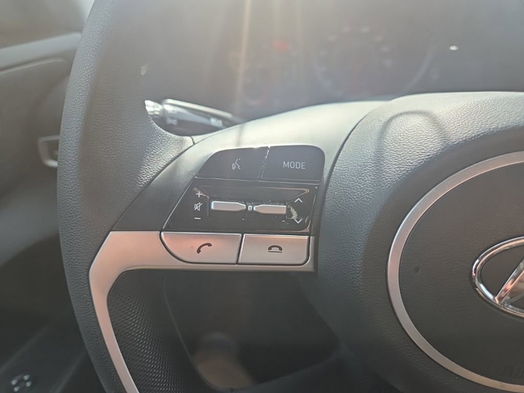 Used 2023 Hyundai Elantra SEL image 17