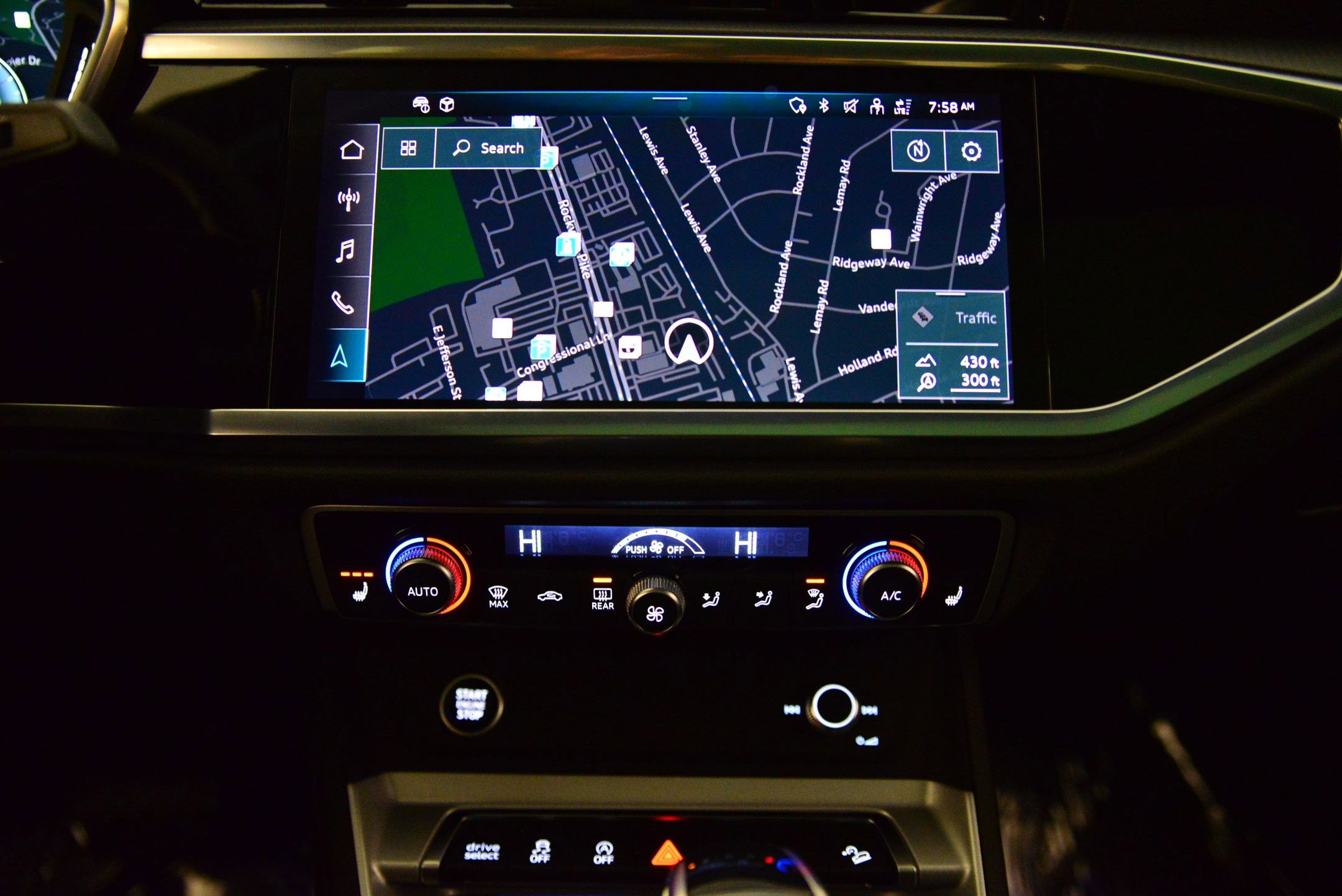 Certified 2025 Audi Q3 2.0T Premium Plus w/ Premium Plus Package image 28