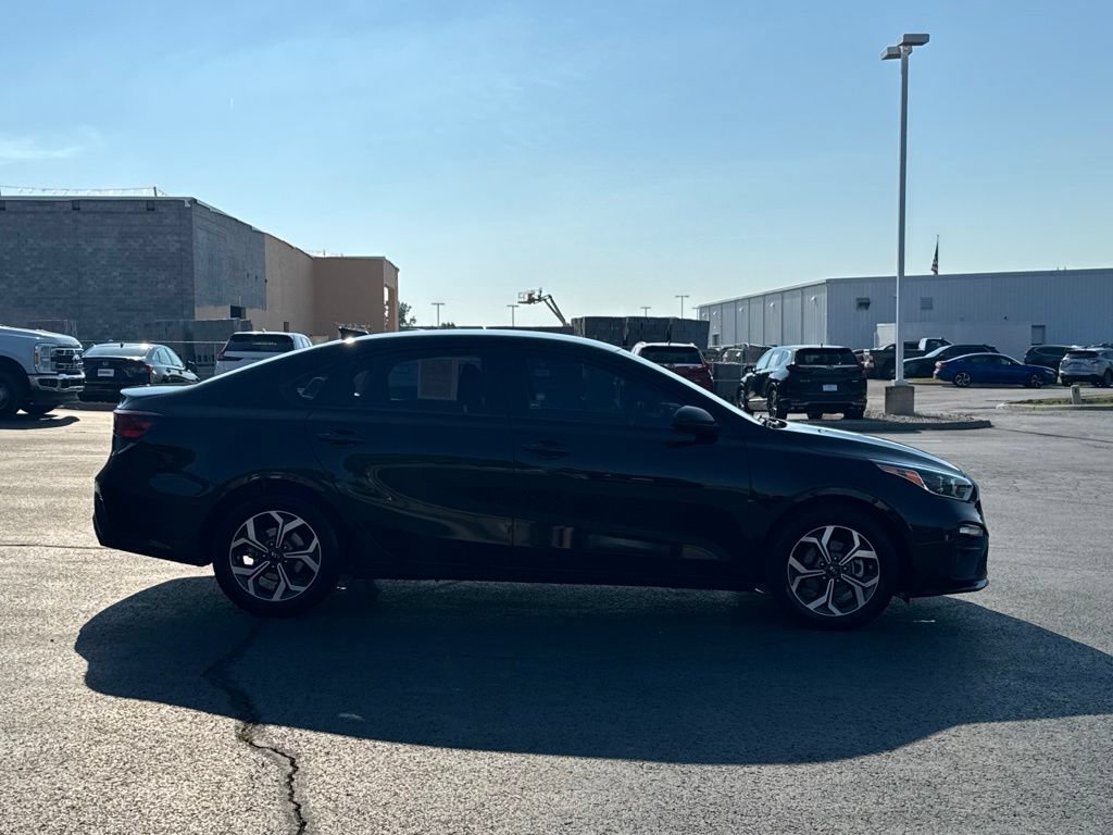 Used 2021 Kia Forte LXS FWD image 9