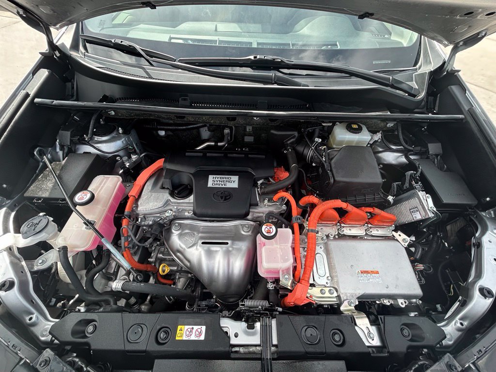 Used 2018 Toyota RAV4 LE AWD/4WD image 33