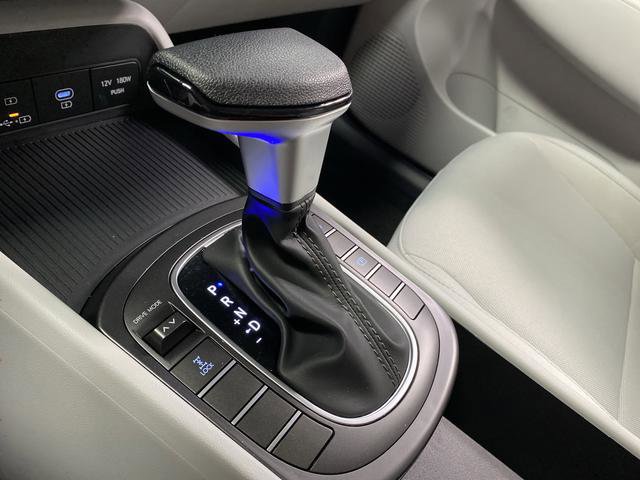 New 2026 Hyundai Kona SE image 18