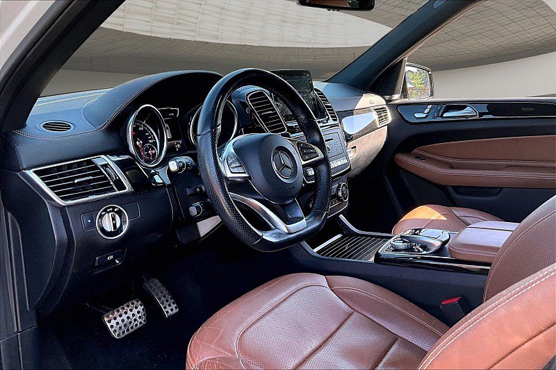 Used 2017 Mercedes-Benz GLE 43 AMG 4MATIC image 10