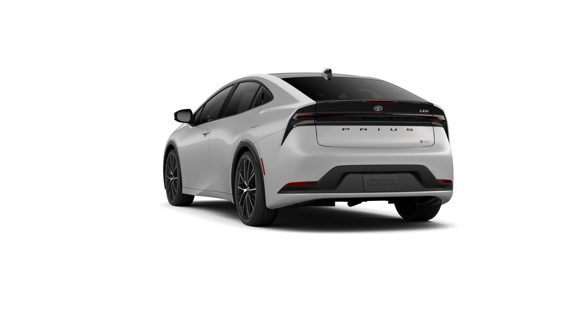 New 2027 Toyota Prius FWD image 4