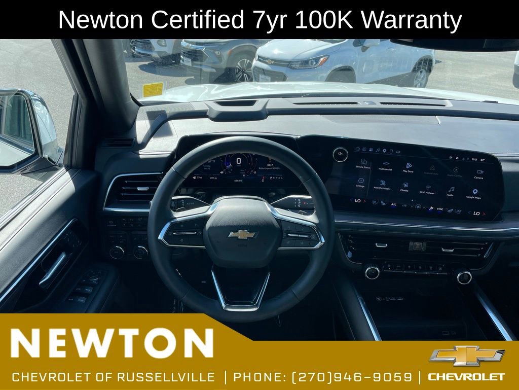 Used 2025 Chevrolet Tahoe Premier AWD/4WD image 19