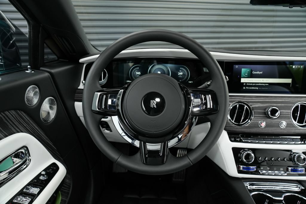 Used 2024 Rolls-Royce Spectre w/ Spectre Launch Package AWD/4WD image 31