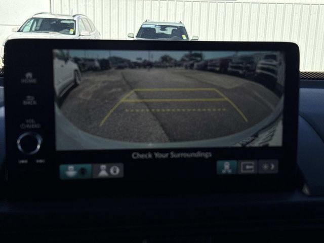 Used 2025 Honda Pilot TrailSport image 19