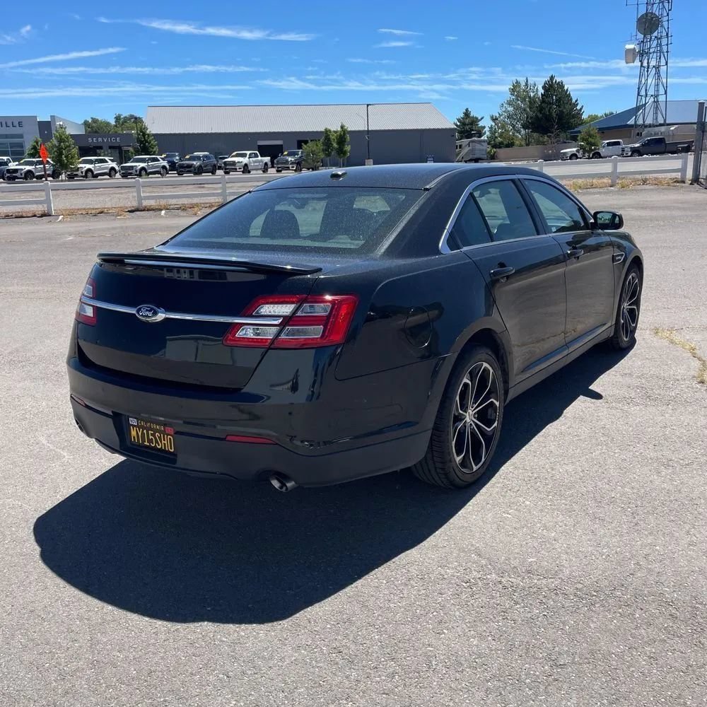 Used 2015 Ford Taurus SHO w/ Equipment Group 401A AWD/4WD image 8