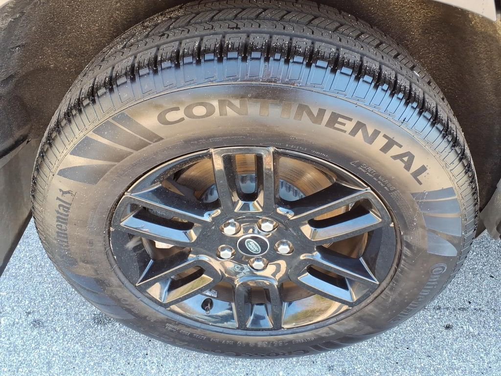 Used 2022 Land Rover Defender 110 X-Dynamic SE image 11